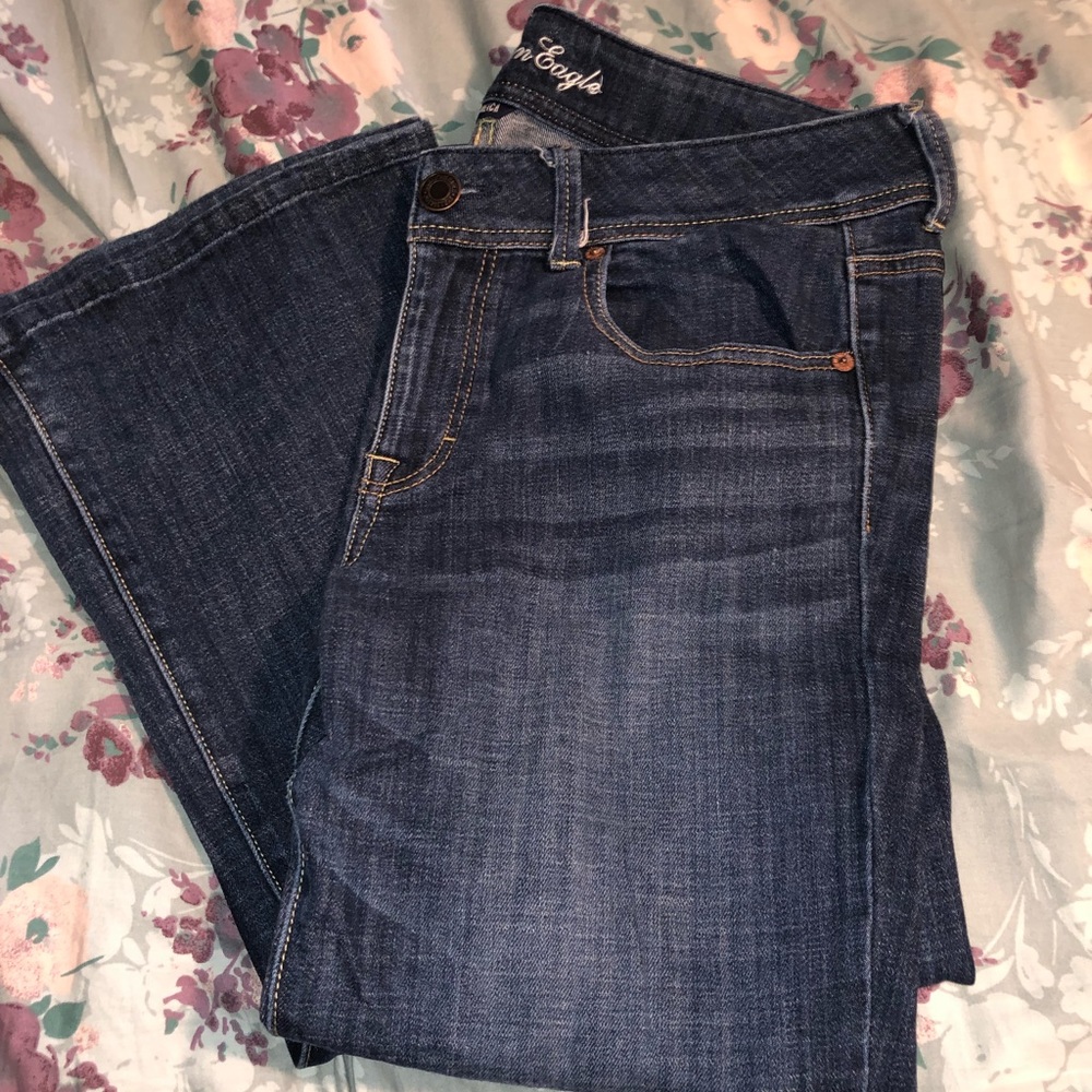 AMERICAN EAGLE JEANS!! GREAT CONDITION!